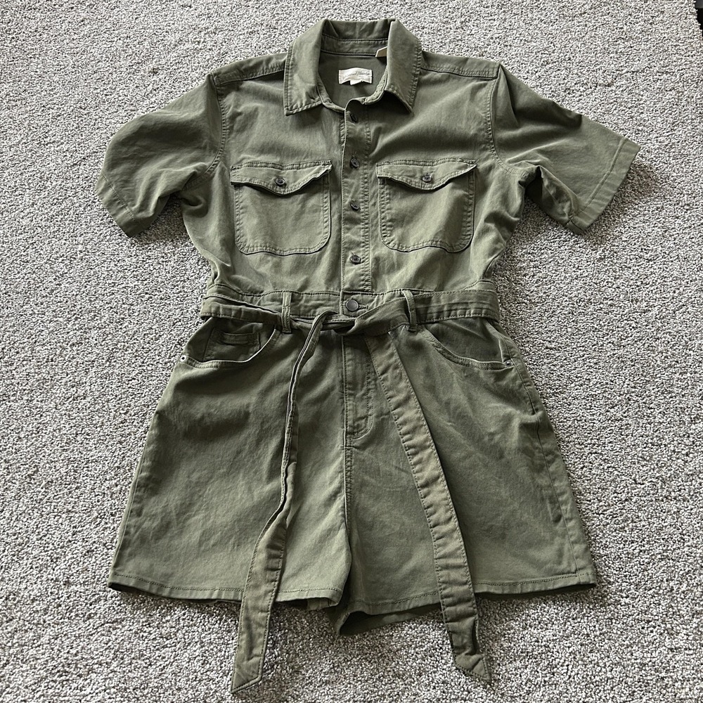 Universal Thread Romper Womens 12 Green Short Sleeve Collared Belted Utility